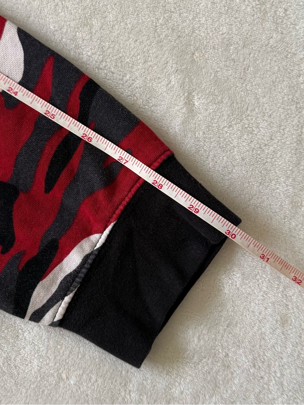 Camouflage Hoodie Red Black White Kangaroo Pocket Sweatshirt Streetwear Unisex - Picture 7 of 7